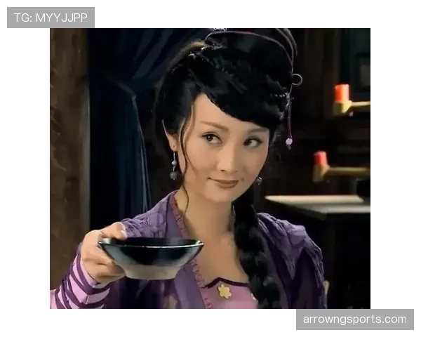 蒋林静家的冰箱里塞满了蛋白粉，邻居以为她开了健身房